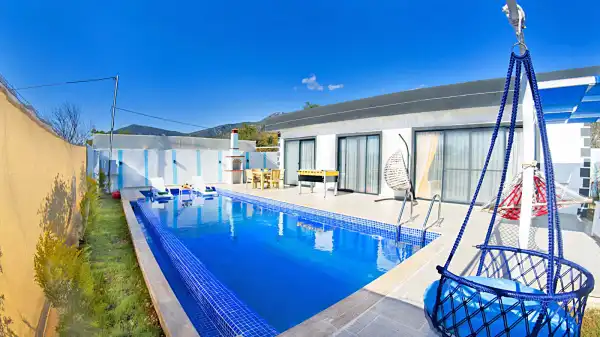 Villa Elif Üzümlü 