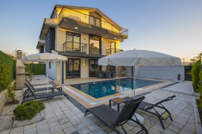 Villa California