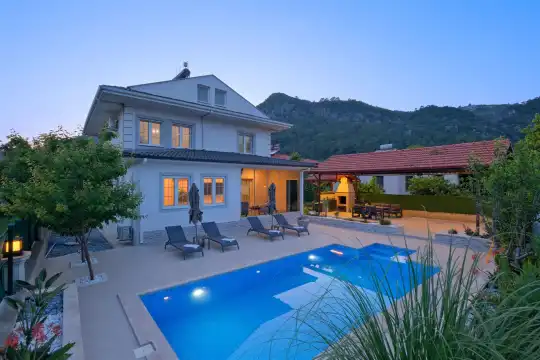 Villa Aden's
