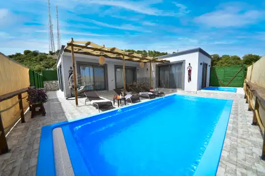 Villa Lüya