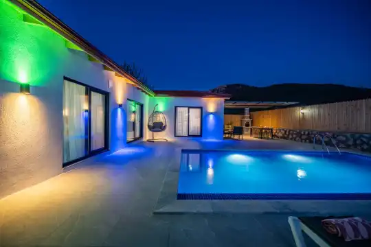 Villa Sadya sarıbelen
