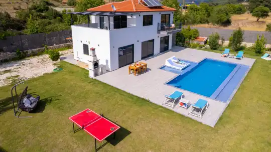 Villa Bora