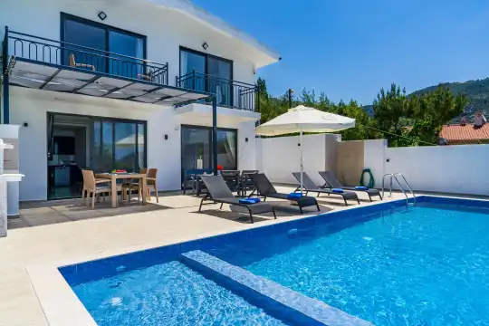 Villa Burak İslamlar