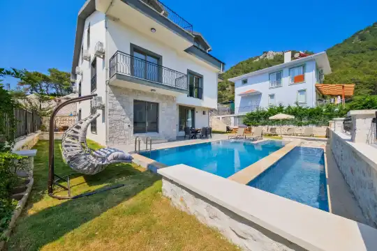 Villa Famose 2