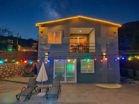 Villa Gökkuşağı Aklar