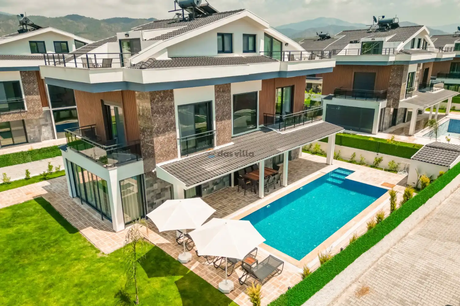 Villa Galaksi Mars 2