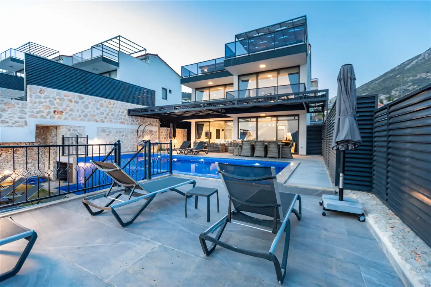 Villa Royal Hills 1