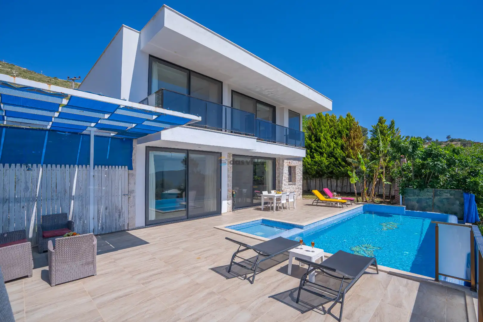 Villa Avalon